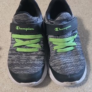 Champion boy shoes